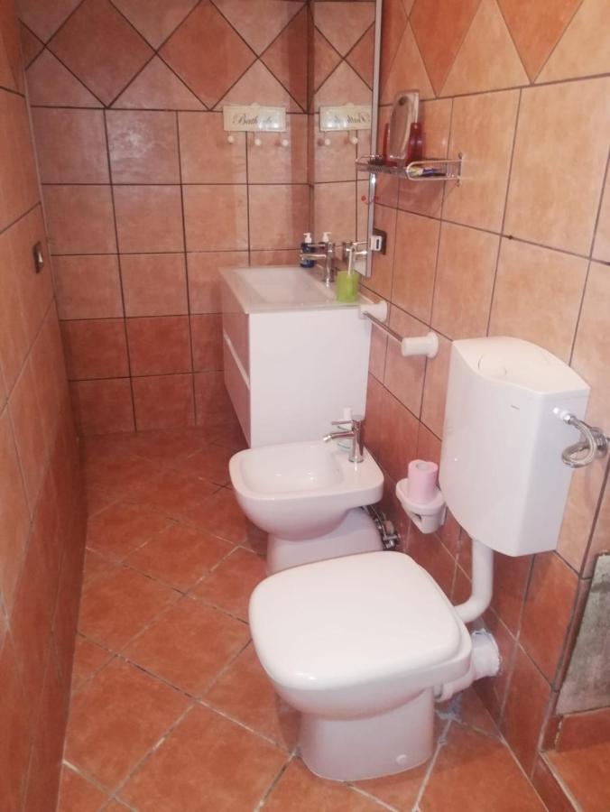 Casa Soraya, Dimora Tipica A 2 Passi Dal Duomo. Apartment เชฟาลู ภายนอก รูปภาพ