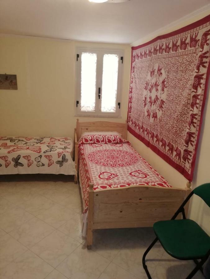 Casa Soraya, Dimora Tipica A 2 Passi Dal Duomo. Apartment เชฟาลู ภายนอก รูปภาพ